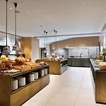 Готель Four Points By Sheraton Mons 4*
