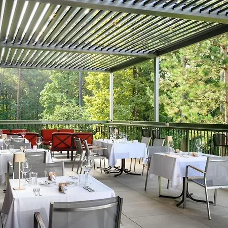 מלון Four Points By Sheraton Mons 4*