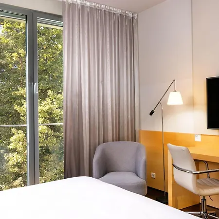 Four Points By Sheraton Mons 4*