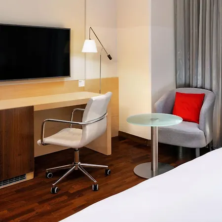 Ξενοδοχείο Four Points By Sheraton Mons
