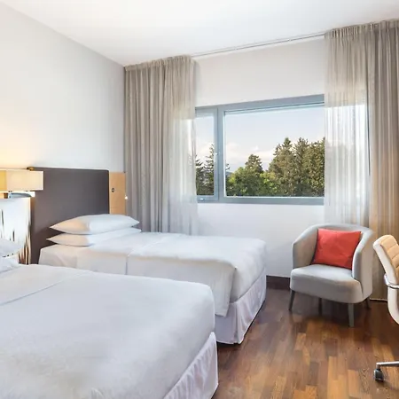 Four Points By Sheraton Mons Hotel 4*