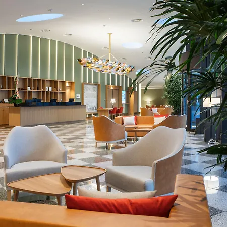 포 포인츠 바이 쉐라톤 몬스