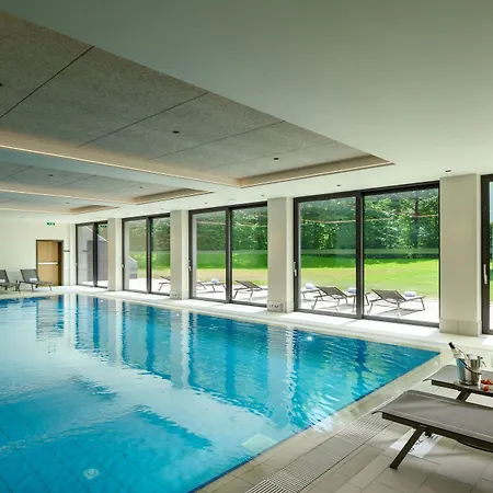 Ξενοδοχείο Four Points By Sheraton Mons 4*