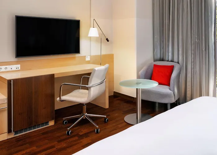 מלון Four Points By Sheraton Mons