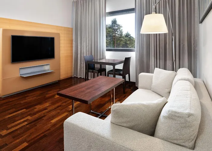 Four Points By Sheraton Mons 4* לובליאנה