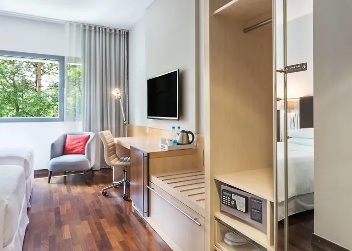 מלון Four Points By Sheraton Mons