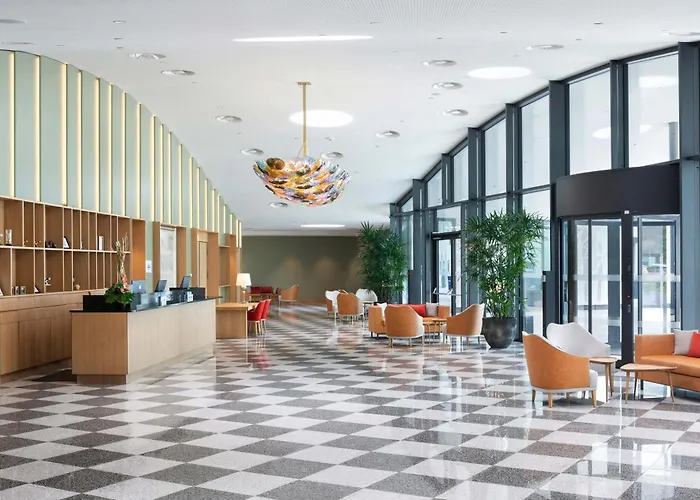 Four Points By Sheraton Mons מלון 4*