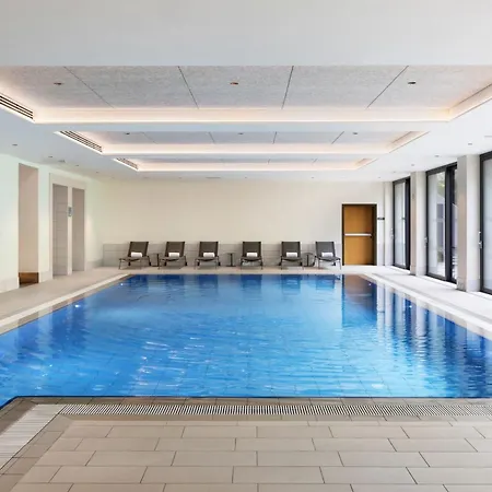 Four Points By Sheraton Mons Отель 4*