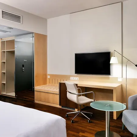 Four Points By Sheraton Mons Hotel Lublaň