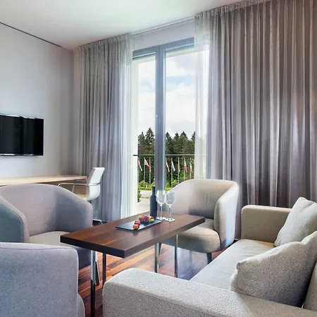 Four Points By Sheraton Mons 4* Любляна