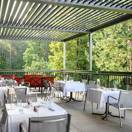 Four Points By Sheraton Mons Отель Любляна